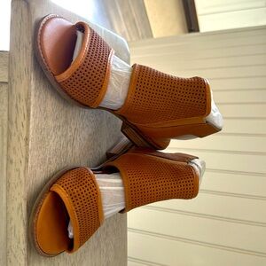 Nadira New Caramel Shoes